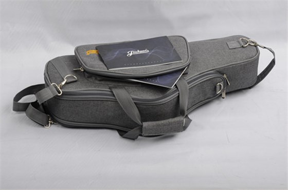 金川樂器箱包薩克斯包。