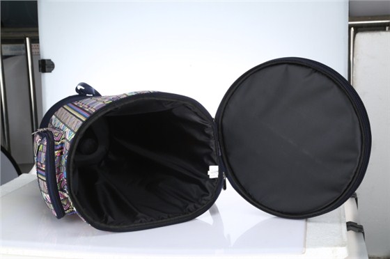 非洲鼓包內(nèi)部