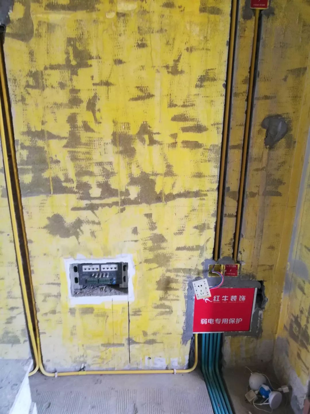 南京明月港灣105平米北歐風(fēng)格裝修  擁有獨立衣帽間與書房35弱電專用保護