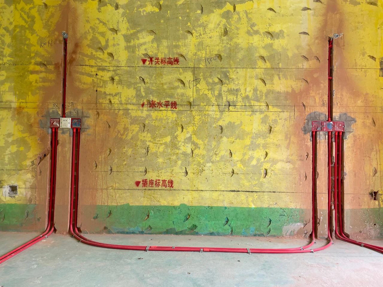工地巡檢：風(fēng)雨無阻堅持28年，奔走于品質(zhì)家裝的路上！15
