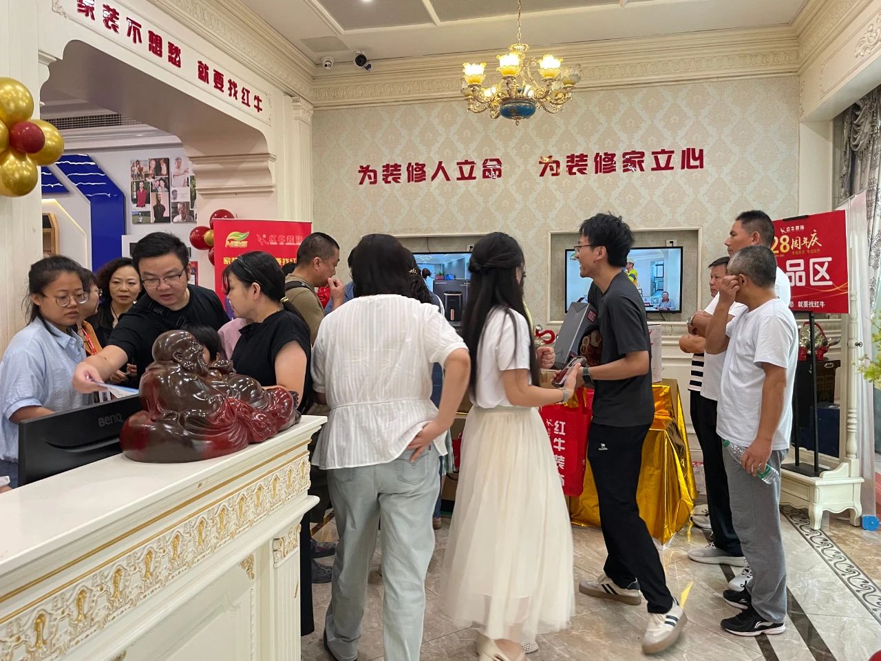 太燃啦！現(xiàn)場座無虛席！南京紅牛裝飾28周年慶圓滿落幕！火爆現(xiàn)場回顧＞＞＞14