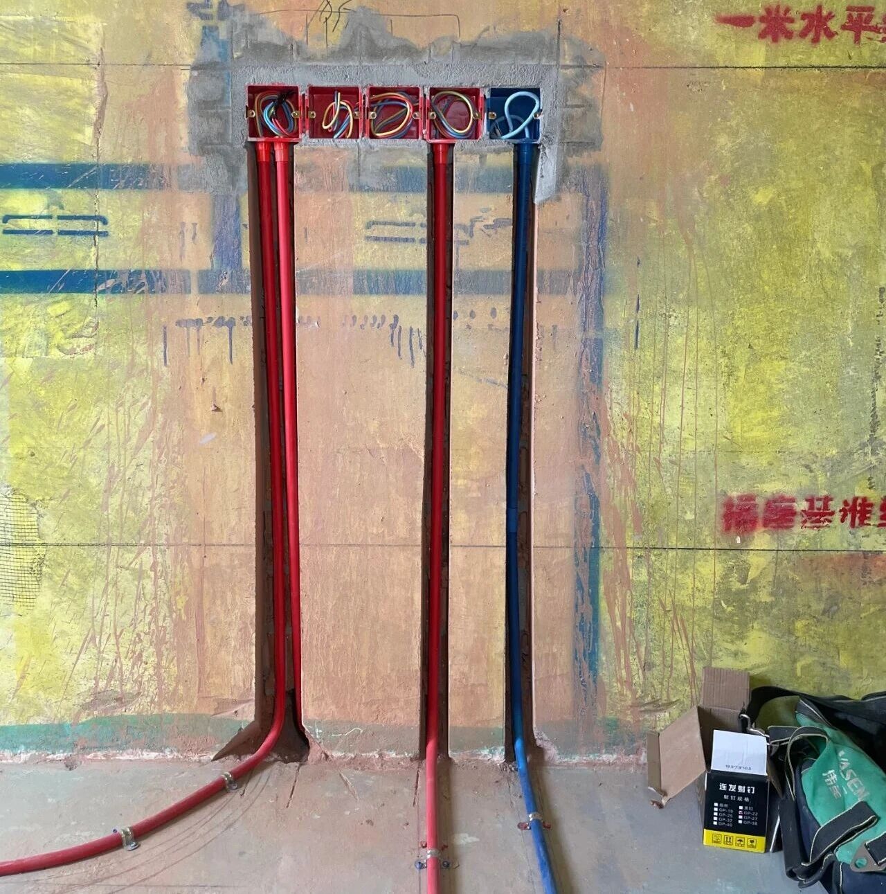 金九銀十裝修季｜南京紅牛裝飾工程總監(jiān)：工地巡檢無小事，嚴(yán)苛落實(shí)工藝標(biāo)準(zhǔn)！04