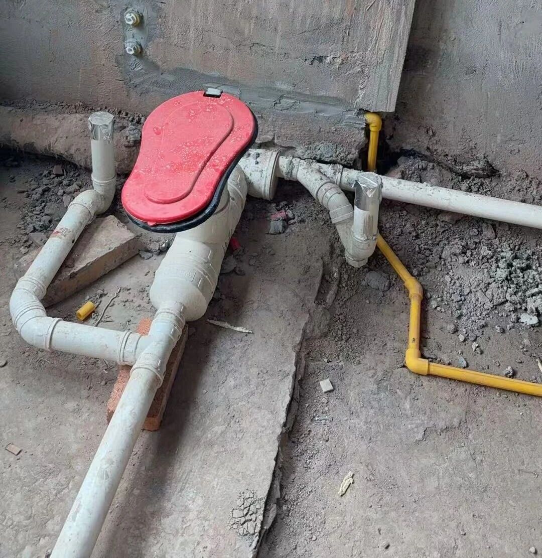 差別真的太大了！南京紅牛裝飾標準化水電工藝vs非正規(guī)／熟人施工隊的水電工藝！03