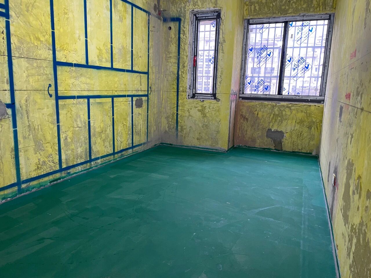 南京裝修公司紅牛裝飾工地突擊巡檢：一厘一毫堅守品質(zhì)，一心一意守護新家！