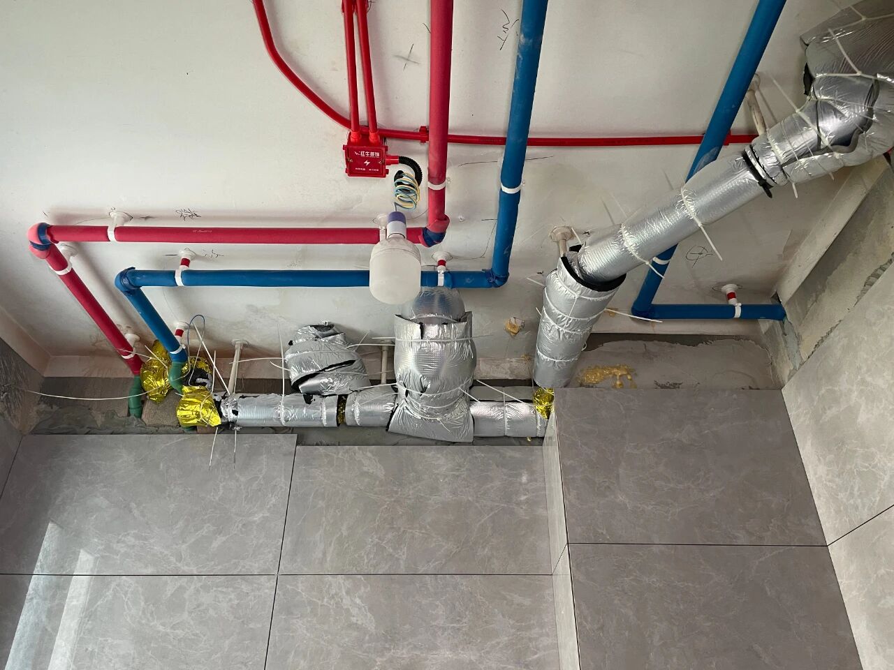 工地突擊巡檢｜嚴把每一處細節(jié)，用心守護每一份安心！03