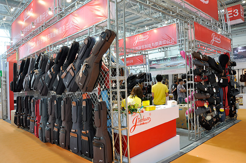 2012年金川樂器箱包應(yīng)邀參加北京樂器展覽會