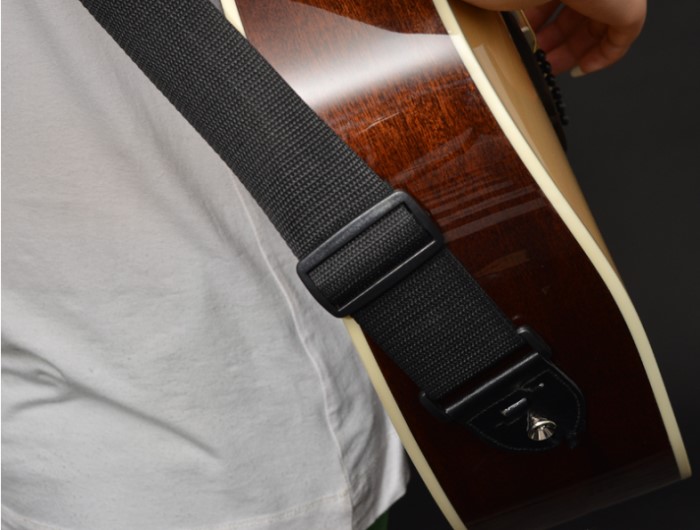 吉他背帶
